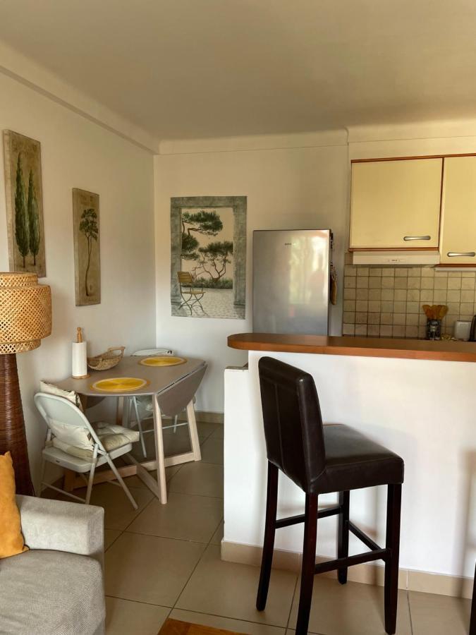 Charmant 2 Pieces Vue Sur Mer Et Monte-Carlo A Roquebrune Cap Martin מראה חיצוני תמונה