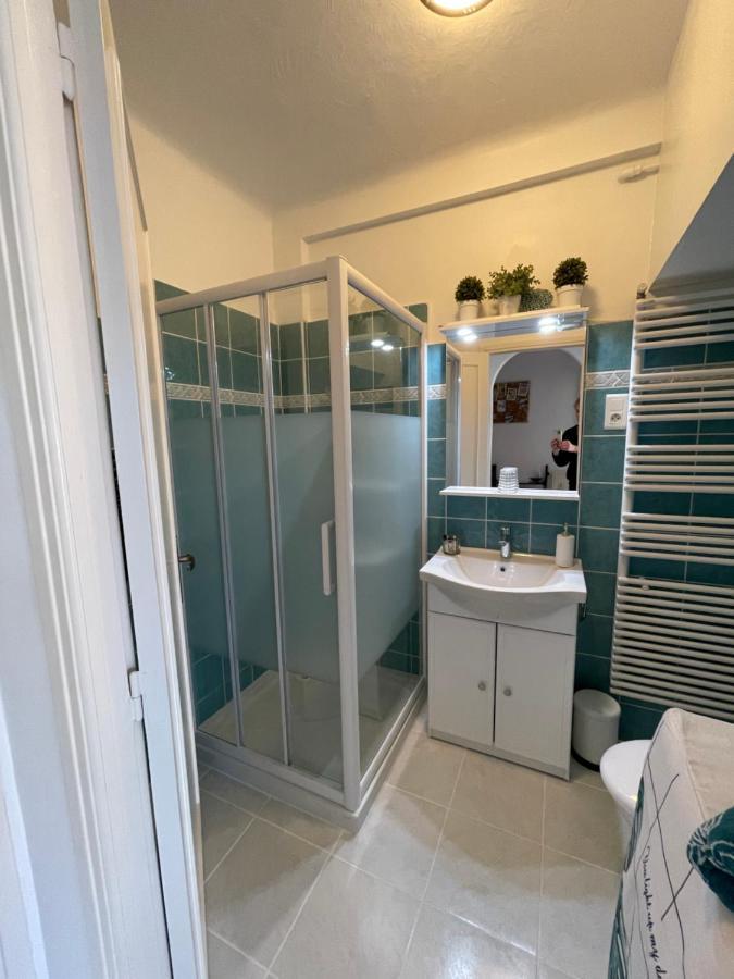 Charmant 2 Pieces Vue Sur Mer Et Monte-Carlo A Roquebrune Cap Martin מראה חיצוני תמונה