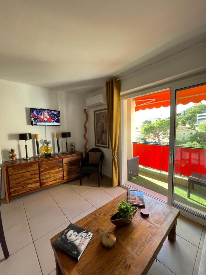 Charmant 2 Pieces Vue Sur Mer Et Monte-Carlo A Roquebrune Cap Martin מראה חיצוני תמונה