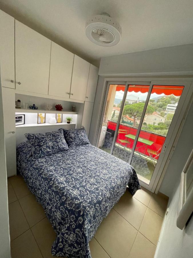 Charmant 2 Pieces Vue Sur Mer Et Monte-Carlo A Roquebrune Cap Martin מראה חיצוני תמונה